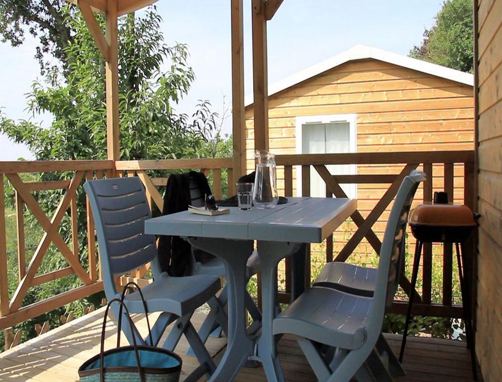 Camping Les Sables Blancs Concarneau Habitación foto